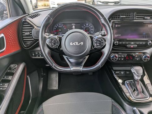 Certified 2022 Kia Soul Turbo FWD image 15