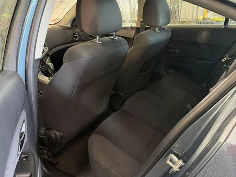 Used 2012 Chevrolet Cruze LT FWD image 8