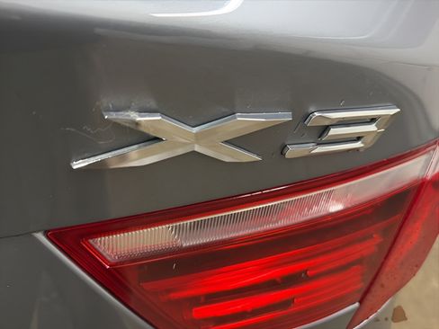Used 2017 BMW X3 xDrive28i AWD/4WD image 8