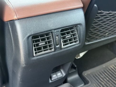 Used 2023 Toyota 4Runner Limited AWD/4WD image 12