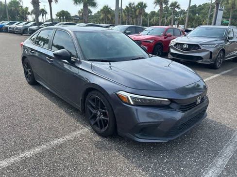 Used 2022 Honda Civic Sport image 8