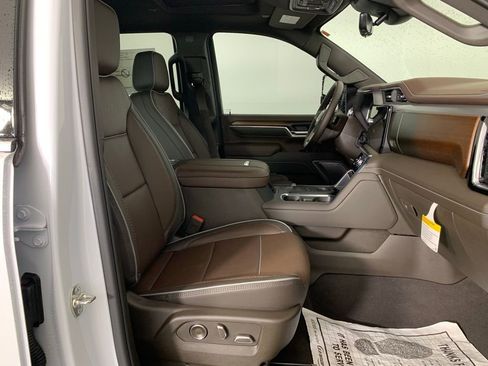 New 2026 GMC Sierra 2500 Denali w/ Denali Reserve Package image 26