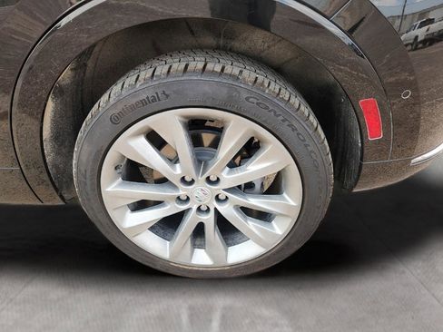 Used 2023 Buick Envision Avenir FWD image 23