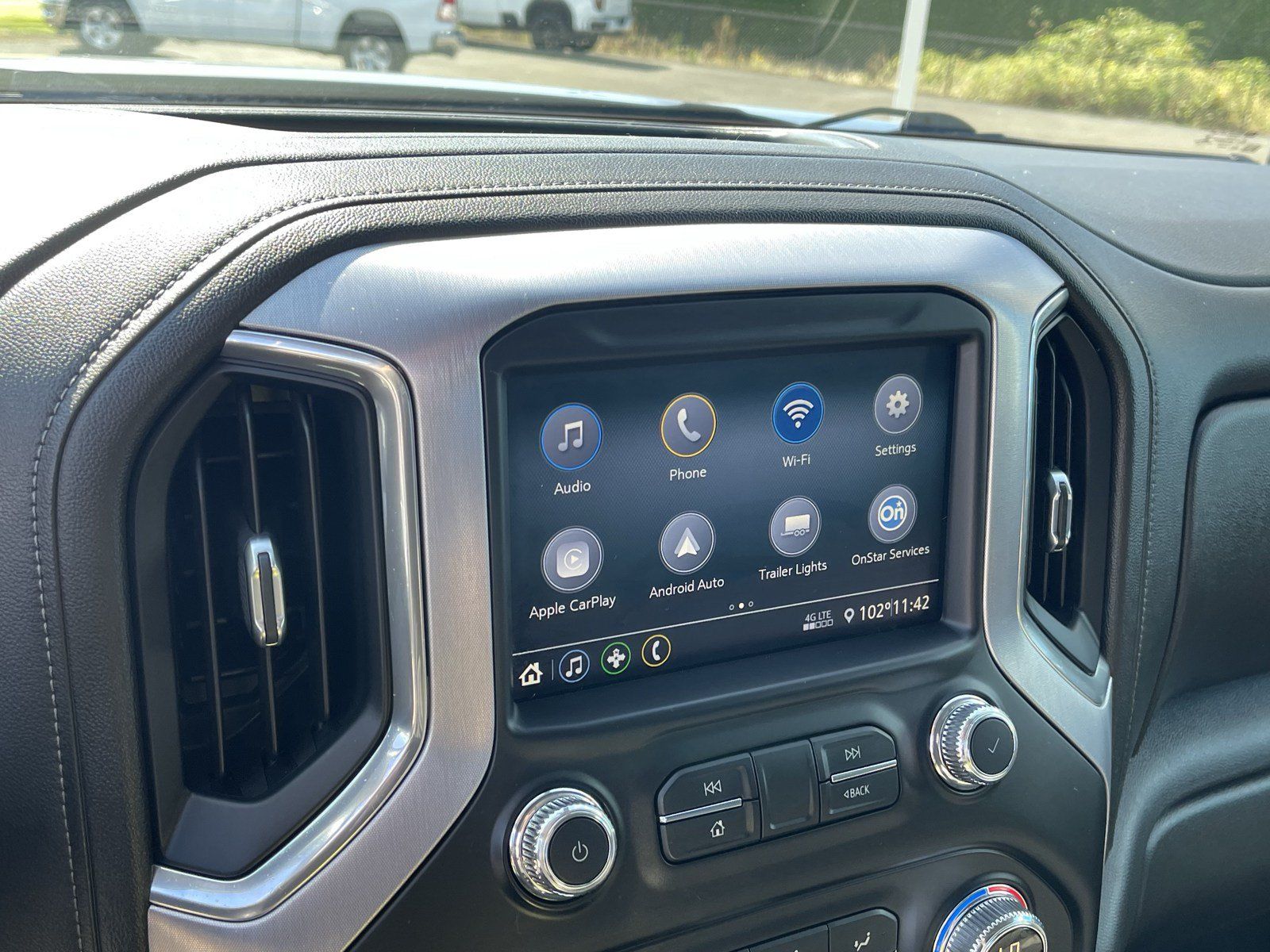 Used 2020 GMC Sierra 1500 Elevation w/ Elevation Value Package AWD/4WD image 23