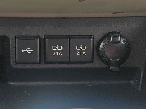 Certified 2020 Toyota Highlander Limited AWD/4WD image 29