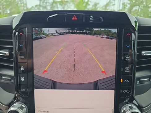 New 2026 RAM 2500 Tradesman AWD/4WD image 18