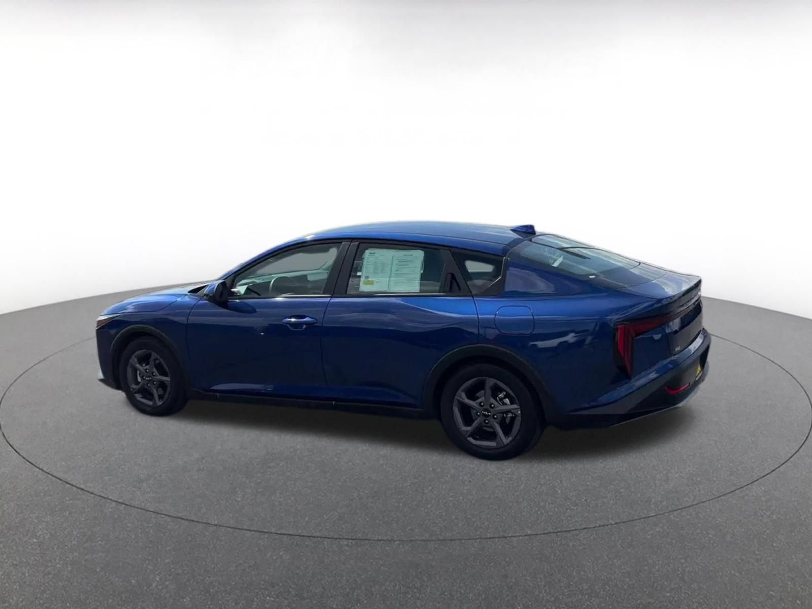 Used 2026 Kia K4 FWD image 9