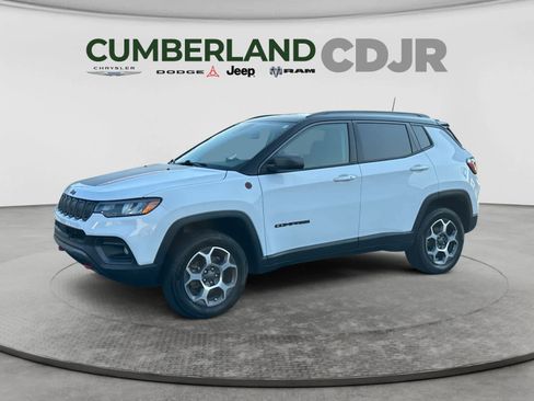 Used 2022 Jeep Compass Trailhawk w/ Sun and Sound Group AWD/4WD image 1