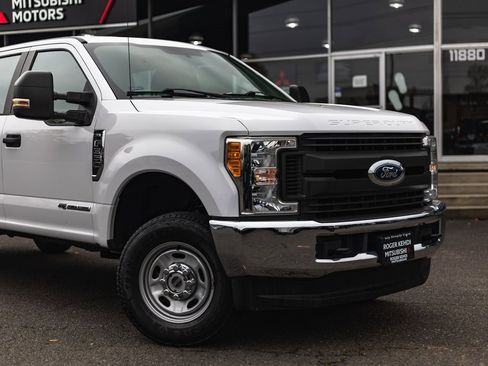 Used 2017 Ford F350 XL w/ Power Equipment Group image 3
