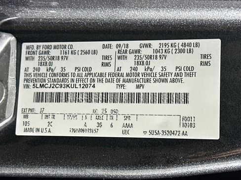 Used 2019 Lincoln MKC Select w/ Select Plus Package FWD image 12