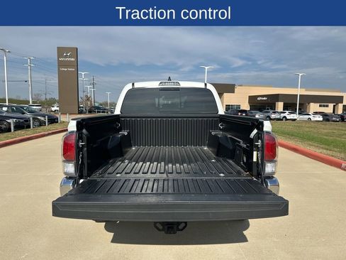 Used 2023 Toyota Tacoma TRD Off-Road image 7