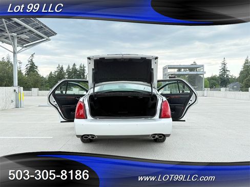 Used 2001 Cadillac De Ville DHS w/ Safety/Security Pkg FWD image 29