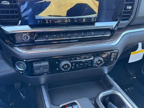 New 2026 Chevrolet Silverado 1500 LT Trail Boss w/ LT Trail Boss Premium Package image 17