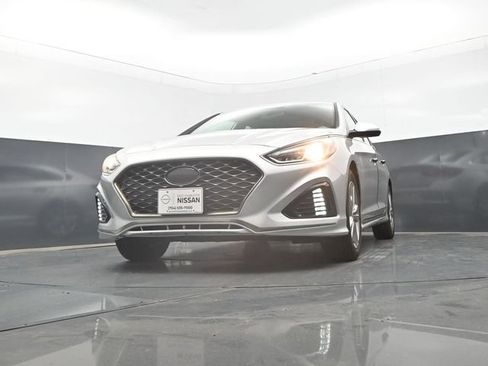 Used 2018 Hyundai Sonata Sport FWD image 26
