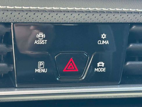 Certified 2026 Volkswagen Atlas SE AWD/4WD image 25