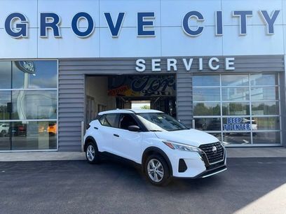 Used 2025 Nissan Kicks Play S