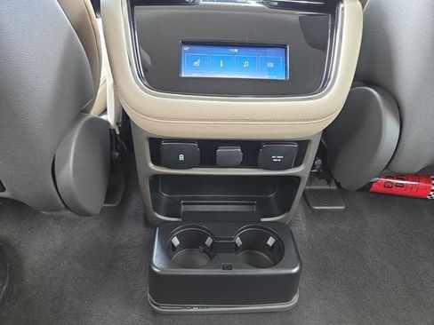Used 2024 Lincoln Navigator Premiere AWD/4WD image 12