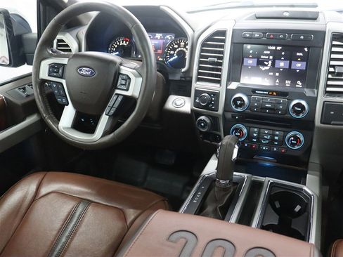 Used 2018 Ford F150 King Ranch w/ Equipment Group 601A Luxury AWD/4WD image 23