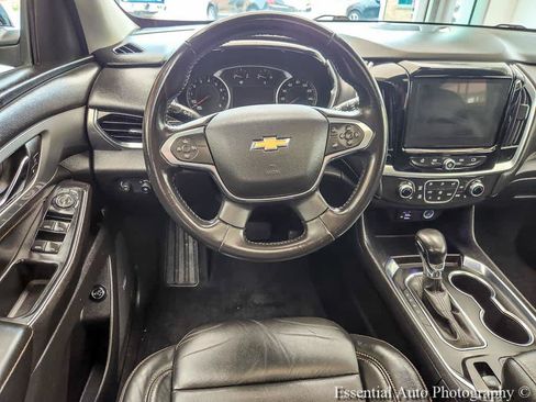 Used 2021 Chevrolet Traverse LT w/ LT Premium Package AWD/4WD image 15