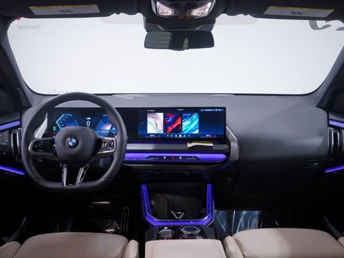 Used 2025 BMW X3 xDrive30i w/ M Sport Package image 10