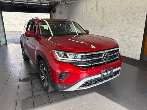 Used 2021 Volkswagen Atlas SEL Premium AWD/4WD image 2