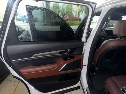 Used 2023 Kia Telluride SX FWD image 18