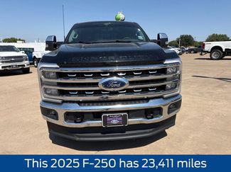 Used 2025 Ford F250 Lariat w/ Lariat Ultimate Package AWD/4WD video 2