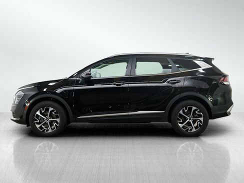 Used 2025 Kia Sportage EX AWD/4WD image 2