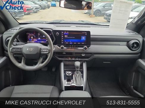Used 2024 Chevrolet Colorado Trail Boss w/ Advanced Trailering Package AWD/4WD image 10