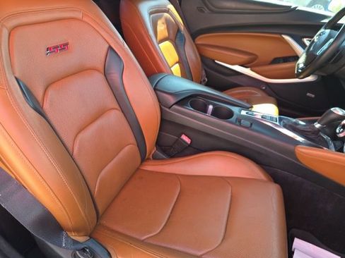 Used 2016 Chevrolet Camaro SS image 12