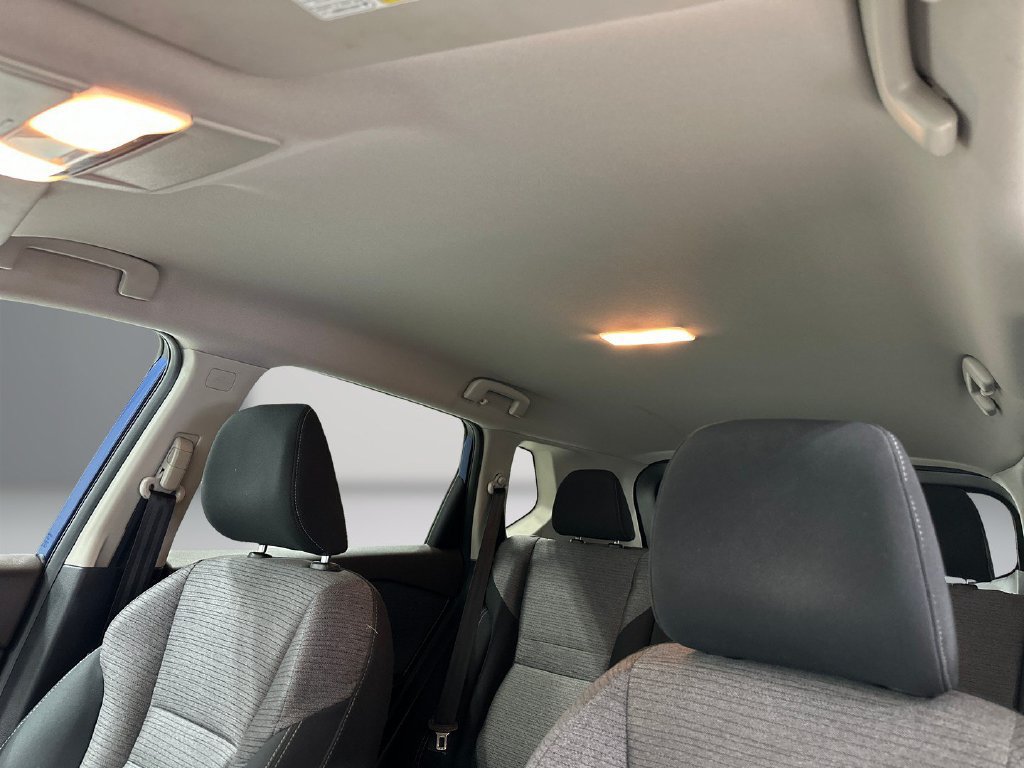 Used 2021 Nissan Rogue S AWD/4WD image 17