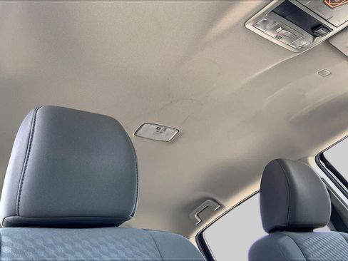 Used 2021 Toyota Tacoma SR5 RWD image 14