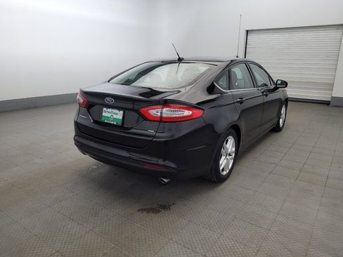 Used 2016 Ford Fusion SE image 9