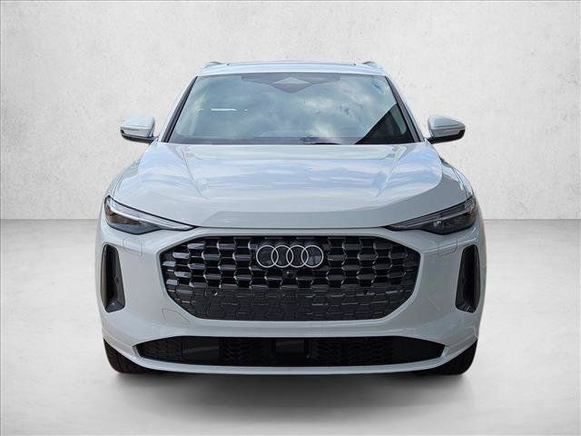 Certified 2025 Audi Q5 Premium Plus w/ Premium Plus AWD/4WD image 5