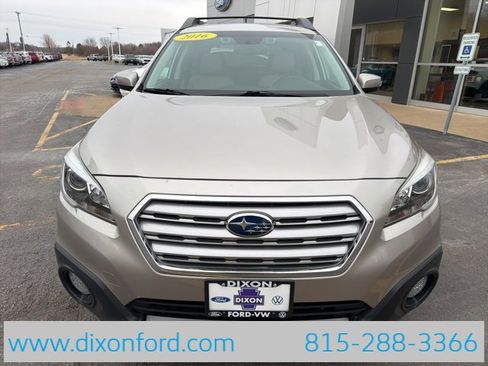Used 2016 Subaru Outback 2.5i Limited image 2