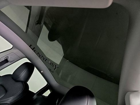 Used 2024 Tesla Model Y Long Range AWD/4WD image 15