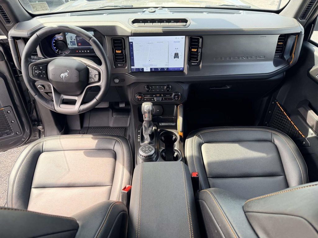Certified 2024 Ford Bronco Badlands AWD/4WD image 16