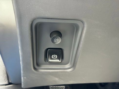 Used 2024 Chevrolet Corvette Z06 image 22