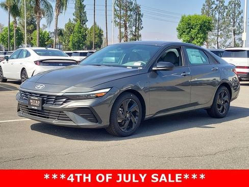 New 2026 Hyundai Elantra Sport FWD image 27