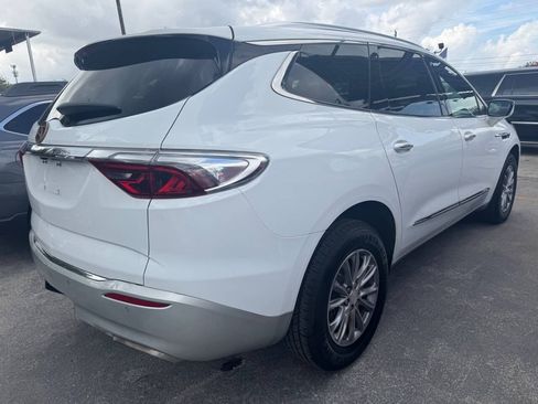 Used 2022 Buick Enclave Essence FWD image 5