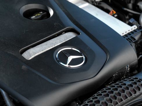 Used 2016 Mercedes-Benz C 300 4MATIC Sedan image 52