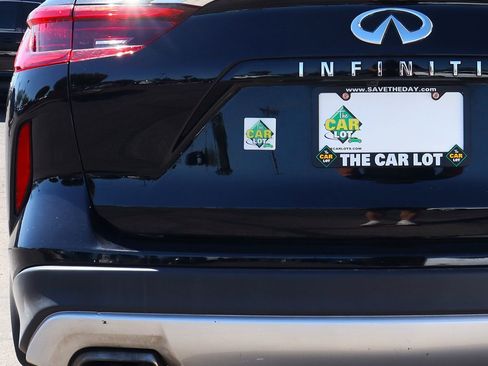 Used 2019 INFINITI QX50 Luxe w/ Cargo Package image 19