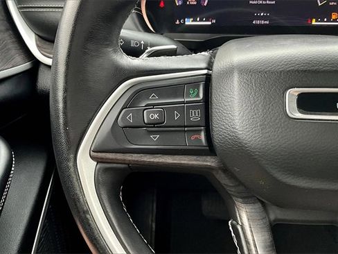 Used 2021 Jeep Grand Cherokee L Limited image 13