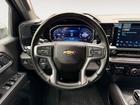 Used 2024 Chevrolet Silverado 1500 LTZ AWD/4WD image 12