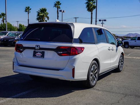 New 2026 Honda Odyssey EX-L image 4