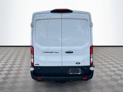 New 2026 Ford Transit 250 148 Medium Roof w/ Load Area Protection Package RWD image 5