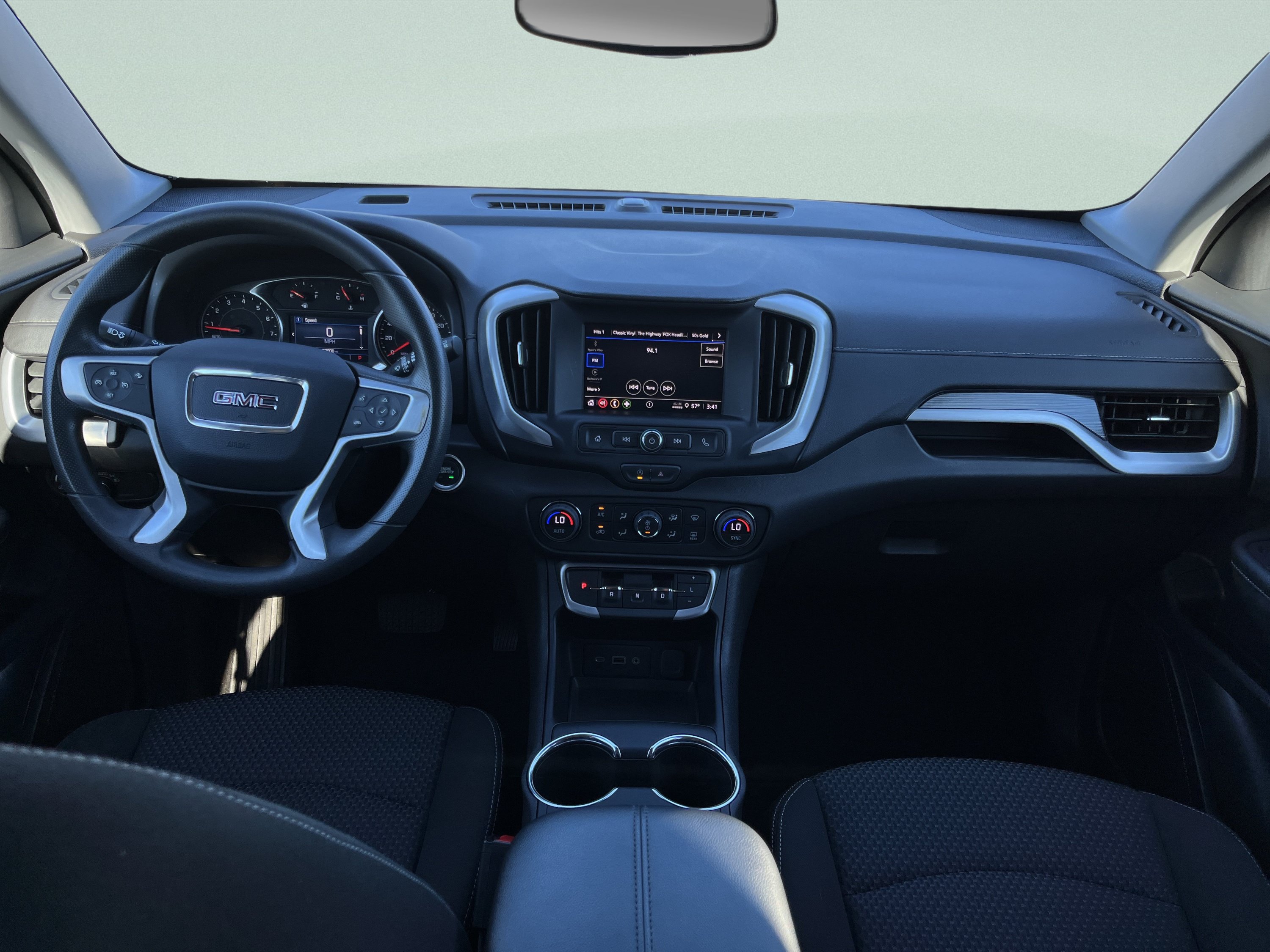 Used 2023 GMC Terrain SLE w/ Driver Convenience Package AWD/4WD image 24