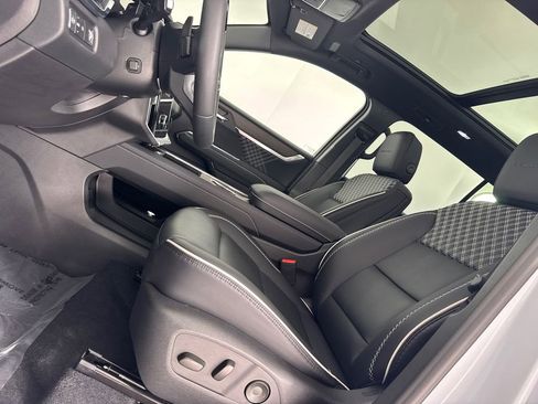 New 2026 GMC Acadia Denali w/ Super Cruise Package image 35