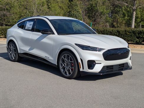 New 2026 Ford Mustang Mach-E GT image 1