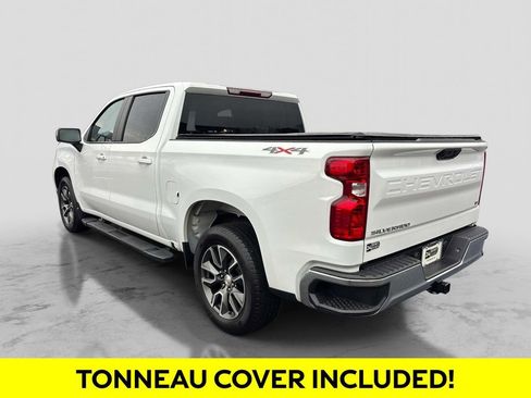 Used 2022 Chevrolet Silverado 1500 LT image 2